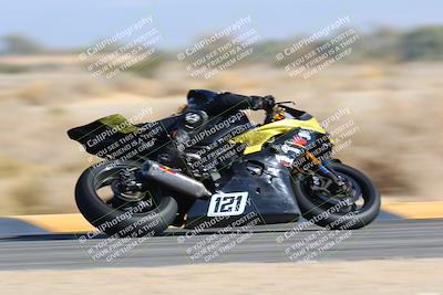 media/Jan-14-2024-SoCal Trackdays (Sun) [[2e55ec21a6]]/Turn 16 Set 1 (1115am)/